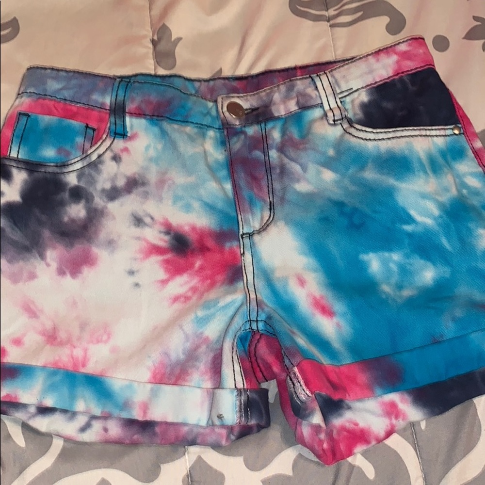 total girl tye dye shorts